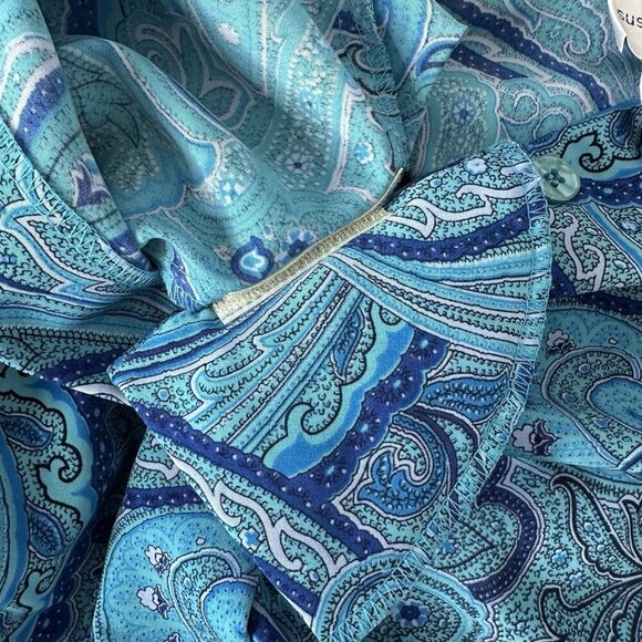 Susan Graver Button up Shirt Blue Paisley 1X Preppy - Picture 9 of 9